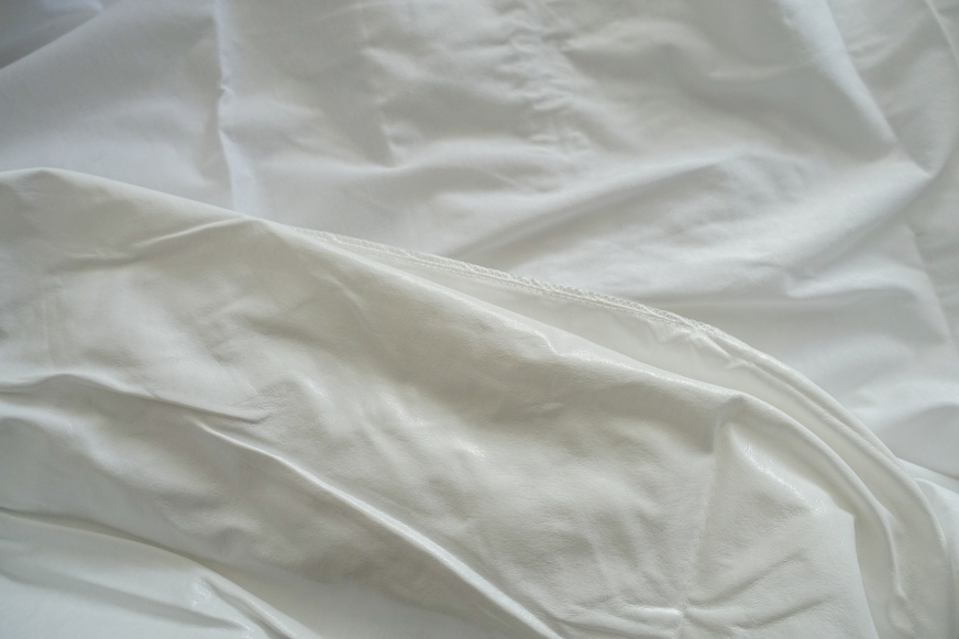 materials and waterproof film of the hypnia mattress protector